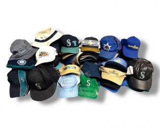 16 AssortmentofMarinersHatsSigned2003SpringTrainingCapOthers