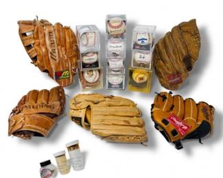 20 BaseballMemorabiliaLotGlovesSafecoTMobileFieldDirtBalls