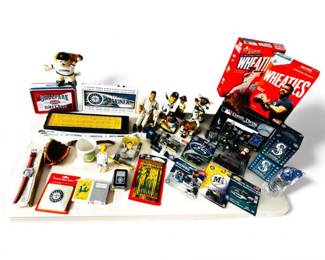 45 LargeSeattleMarinersMixedCollectiblesLotBobbleheadsBoards