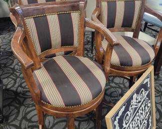 Bar / Counter Stools.