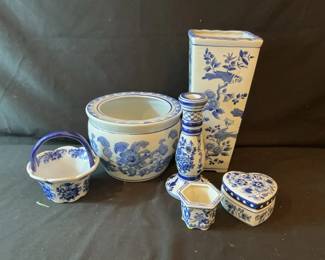 Blue And White Floral Decor