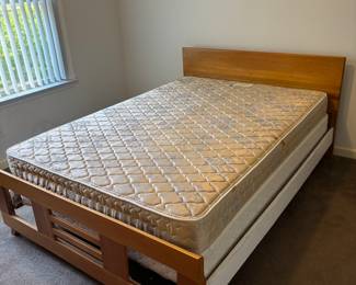 MCM Haywood Wakefield Full size bed headboard & footboard $ 250.00
Sealy Posturpedic  mattress 