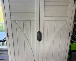 Small storage shed $150.00