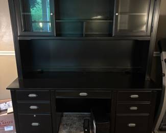 Havertys Black Wood Desk w Hutch $600.00
69”L 23.5”d 30”t- 72.5”t w hutch