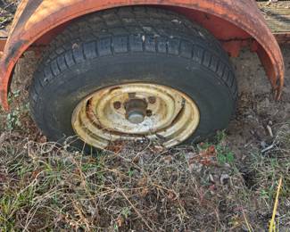 1999 Utility Trailer $600.00
5’x8’ needs some work 