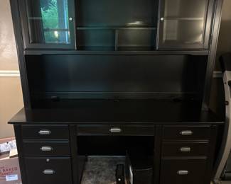 Havertys Black Wood Desk w Hutch $600.00
69”L 23.5”d 30”t- 72.5”t w hutch