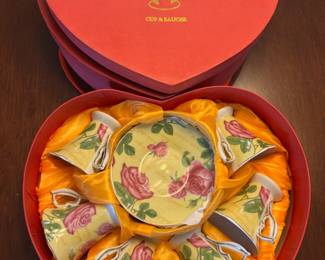 Kitsch 6 Demitasse cups and saucers in heart shaped box (7) pink on yellow (3) pink and yellow on white $36.00 a set