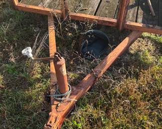 1999 Utility Trailer $600.00
5’x8’ needs some work 