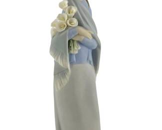 Lladro Porcelain “Lady with Flowers" Sculpture
