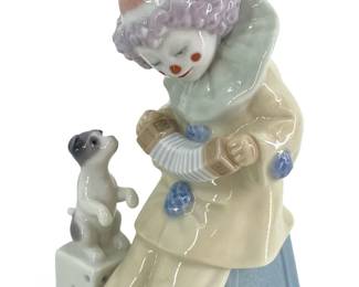 1985 Lladró Porcelain Pierrot with Concertina
