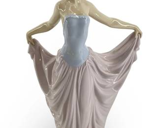 1979 Lladró Daisa Porcelain “The Dancer" Sculpture
