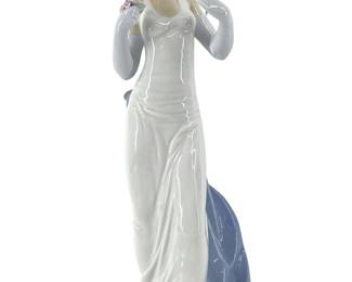 1999 Lladró Porcelain “Anticipation" Sculpture
