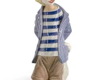 1986 Rare Lladró “Little Traveller"Sculpture
