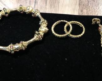 Stamped 585 Italy Bangle Bracelet With Onyx Crystals 2 Stacking Gold Rings Matching Pendant