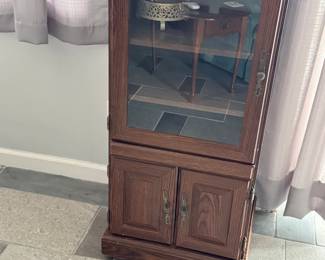 cute little display cabinet 
