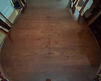 W70 - $350. American Drew Dining Room Table & Chairs. Table + 2 leafs. Table is 44" wide x 64" long. Each Leaf is 15" extra. 2 arm chairs and 4 regular chairs. Table does show some signs of use - see photos. Mostly on the edges of the leaves and table legs. 