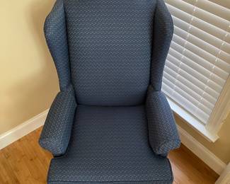 W16 - $75. Blue Wing Back Chair. Measures 26" wide x 27" deep x 43" tall. Floor to seat is 19". Very good condition - upholstery & frame. Sturdy!