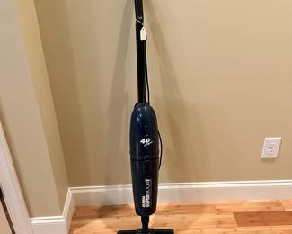 W105 - $10. Eureka SuperBroom