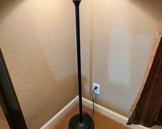 Stunning and elegant King wood bedroom set. Set includes bed frame & headboard, two matching end tables, 9 drawer dresser, two table lamps and one floor lamp (wear on headboard but can easily be reupholstered). Can sell at discount as set or individually!