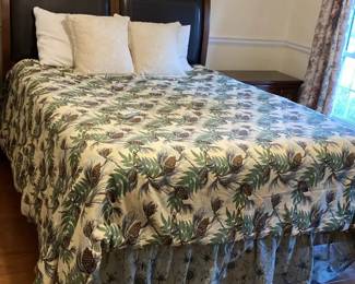 "Halifax North Prestige" in Evans, GA Starts Closing Thu 12/4 at 8p. Pickup is Sat 12/6 from 11-3p. Please click here to view more photos, descriptions, and current bids: https://ctbids.com/estate-sale/40708