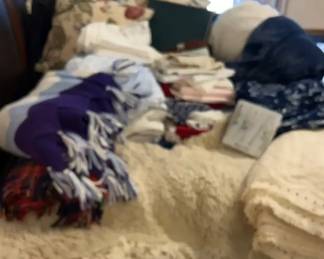 "Halifax North Prestige" in Evans, GA Starts Closing Thu 12/4 at 8p. Pickup is Sat 12/6 from 11-3p. Please click here to view more photos, descriptions, and current bids: https://ctbids.com/estate-sale/40708