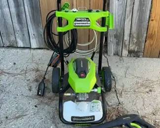 "Halifax North Prestige" in Evans, GA Starts Closing Thu 12/4 at 8p. Pickup is Sat 12/6 from 11-3p. Please click here to view more photos, descriptions, and current bids: https://ctbids.com/estate-sale/40708