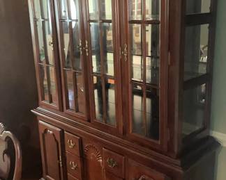 "Halifax North Prestige" in Evans, GA Starts Closing Thu 12/4 at 8p. Pickup is Sat 12/6 from 11-3p. Please click here to view more photos, descriptions, and current bids: https://ctbids.com/estate-sale/40708