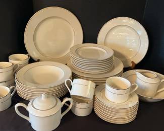 "Halifax North Prestige" in Evans, GA Starts Closing Thu 12/4 at 8p. Pickup is Sat 12/6 from 11-3p. Please click here to view more photos, descriptions, and current bids: https://ctbids.com/estate-sale/40708