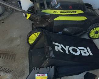 "Halifax North Prestige" in Evans, GA Starts Closing Thu 12/4 at 8p. Pickup is Sat 12/6 from 11-3p. Please click here to view more photos, descriptions, and current bids: https://ctbids.com/estate-sale/40708