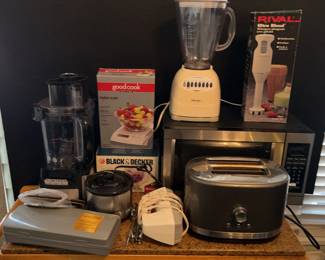 "Halifax North Prestige" in Evans, GA Starts Closing Thu 12/4 at 8p. Pickup is Sat 12/6 from 11-3p. Please click here to view more photos, descriptions, and current bids: https://ctbids.com/estate-sale/40708