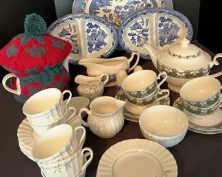 "Halifax North Prestige" in Evans, GA Starts Closing Thu 12/4 at 8p. Pickup is Sat 12/6 from 11-3p. Please click here to view more photos, descriptions, and current bids: https://ctbids.com/estate-sale/40708