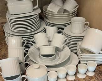 "Halifax North Prestige" in Evans, GA Starts Closing Thu 12/4 at 8p. Pickup is Sat 12/6 from 11-3p. Please click here to view more photos, descriptions, and current bids: https://ctbids.com/estate-sale/40708