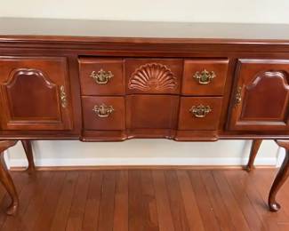 "Halifax North Prestige" in Evans, GA Starts Closing Thu 12/4 at 8p. Pickup is Sat 12/6 from 11-3p. Please click here to view more photos, descriptions, and current bids: https://ctbids.com/estate-sale/40708