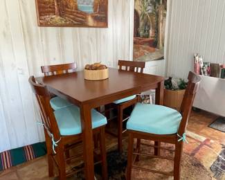 High top table and 4 chairs