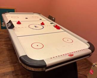 Air Hockey Table