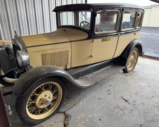 1929 Ford Model A Taxi Not running. Needs restoration. 4 door. Title not in Acruri name.