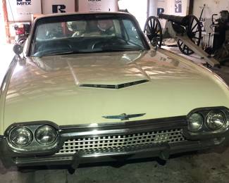 1962 Ford Thunderbird
