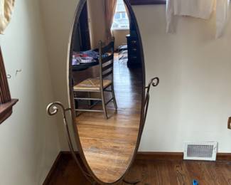Mirrors throughout the House