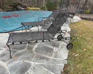 I believe it's possibly Woodard Wrought Iron Furniture