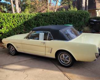 clean original 66 Mustang convertible 6 cy 
Garage kept. 134k miles
Top Works
Vin  ct08t112616
Bidding starts at 20k
PLEASE DO NOT CALL OR TEXT ABOUT THE CAR. NO ANSWERS WILL BE PROVIDED. 