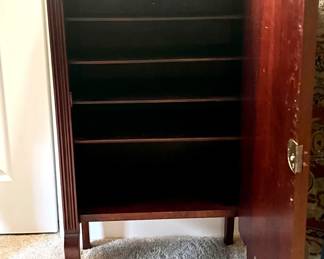 Sheet-music storage cabinet

