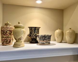 decorative pottery

