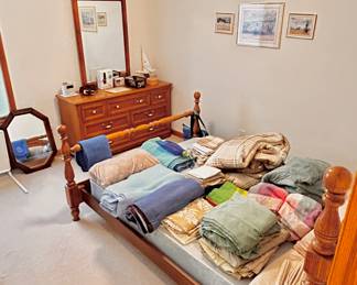 Thomasville full and/or queen bed and matching dresser