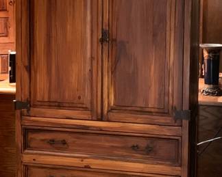 Rustic Pine Wood Hutch