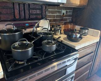 Set of Circulon Pots and Pans