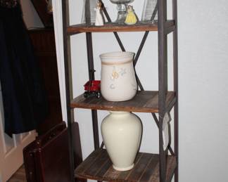 wood/metal display shelf