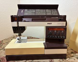 Pfaff 1489, vintage, 99 stitches. IDT, sews well, includes bobbins, presser feed. Recently serviced