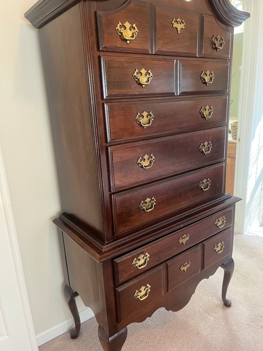 Master Chest Of Drawers