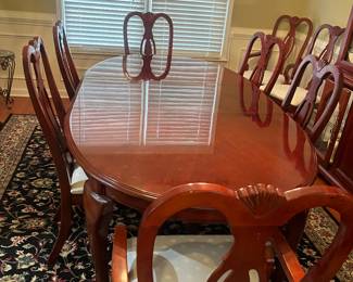 Formal diving table and 8 chairs 