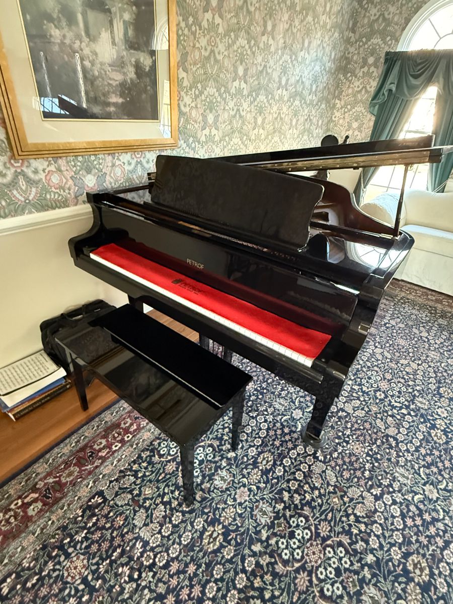 Beautiful Petrof Grand Piano w/playback system